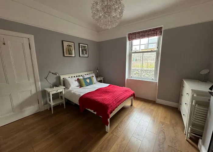 Peebles Cottage Apartment With River View And Bike Store